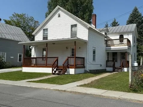 28 Hamilton Place Richford VT 05457