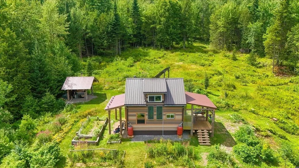 421 Rickaby Road Lowell VT 05847
