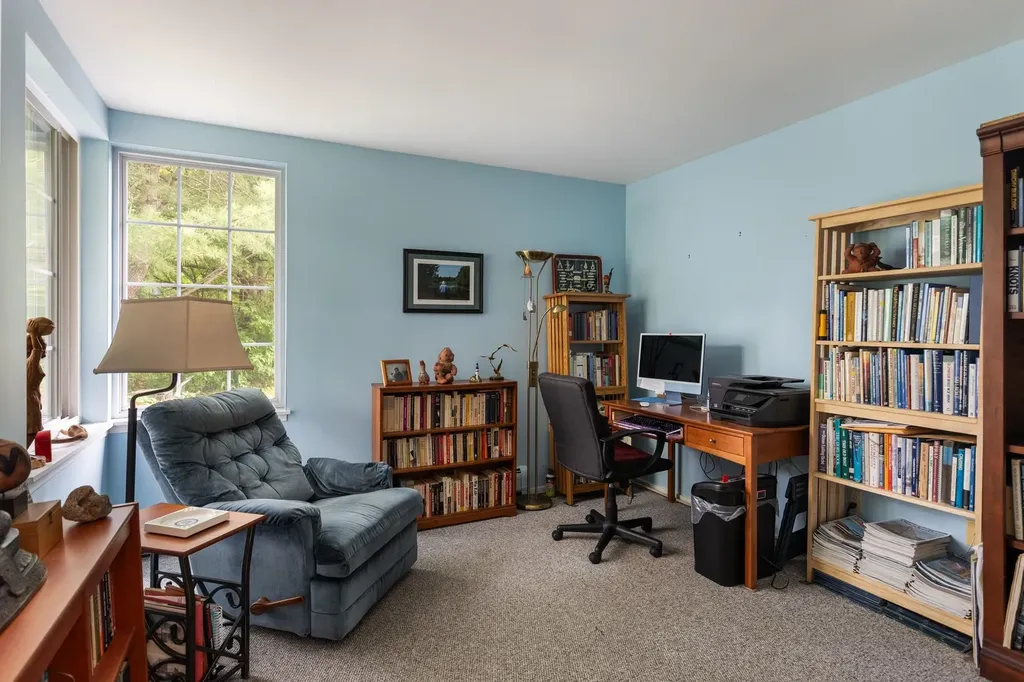11 Lake Forest Drive Burlington VT 05401