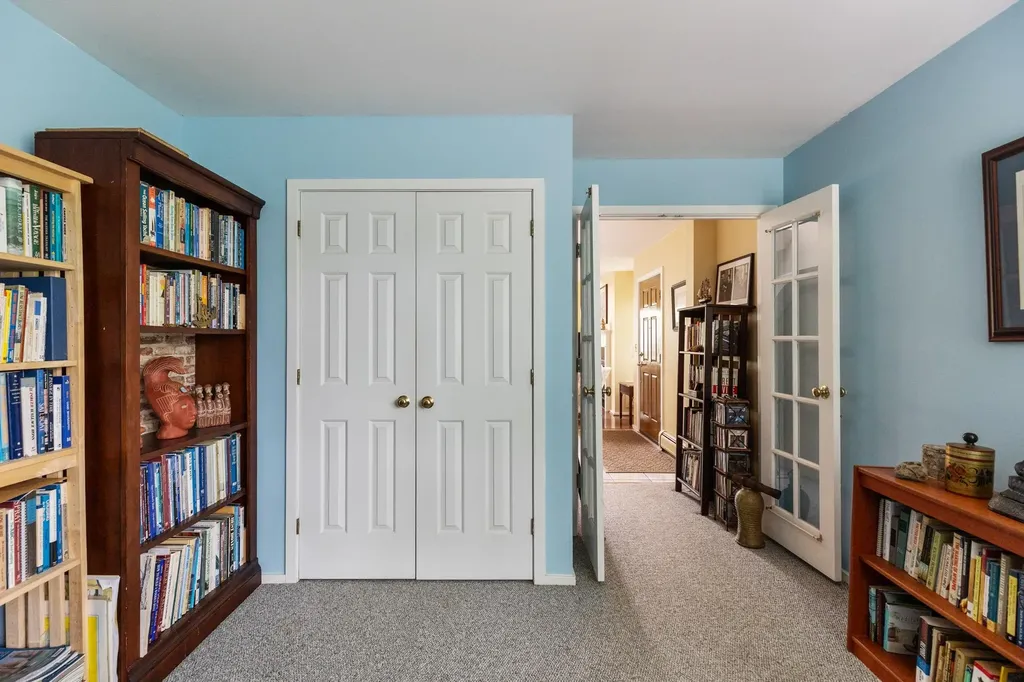 11 Lake Forest Drive Burlington VT 05401