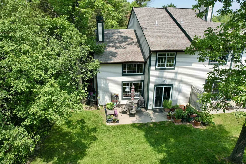 11 Lake Forest Drive Burlington VT 05401
