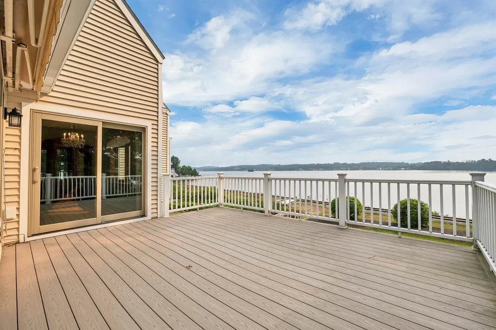 84 Starboard Way Laconia NH 03246