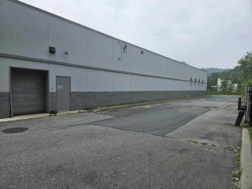 136 Meadow Street Littleton NH 03561