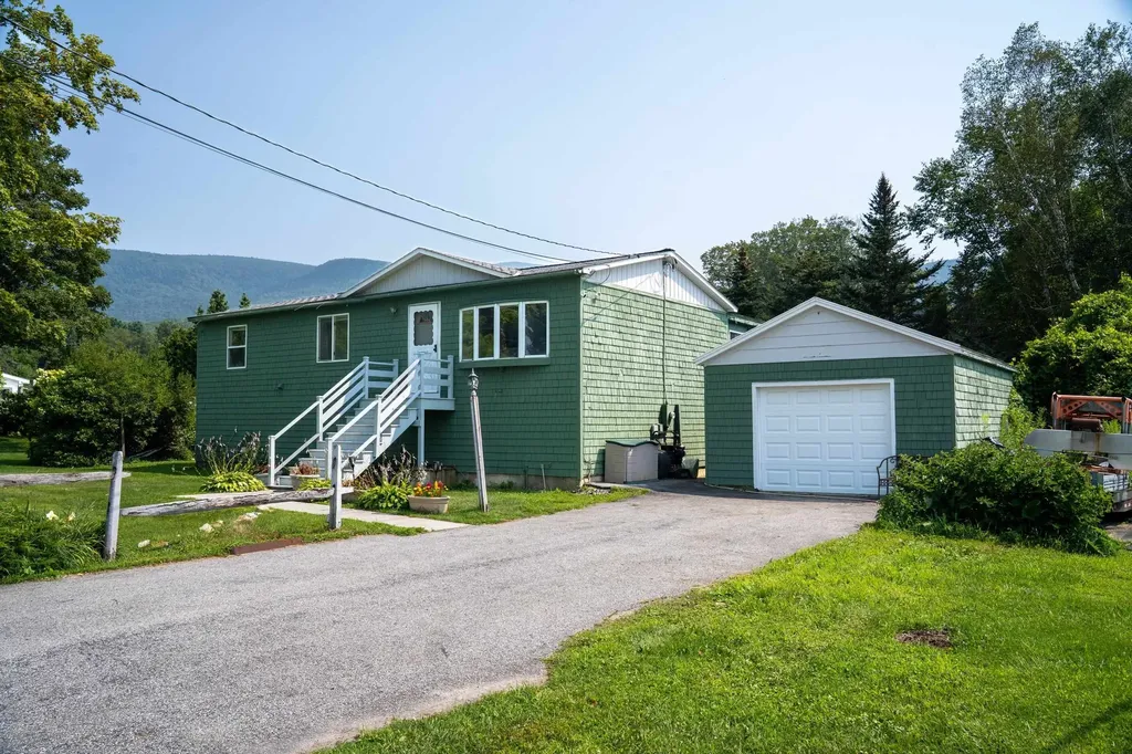 22 Carlen Street Manchester VT 05255