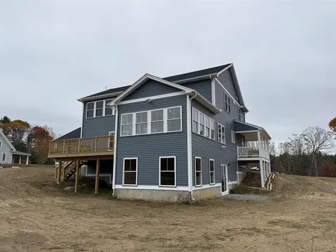 137 Snow Pond Road Concord NH 03301