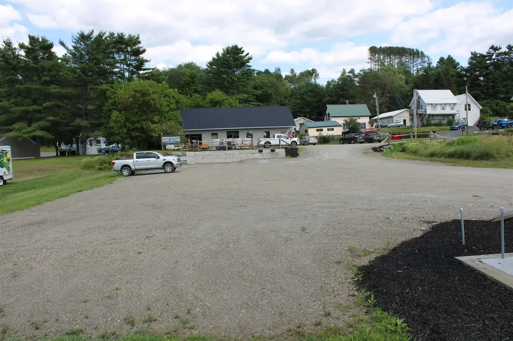 37 Pleasant Street Lyndon VT 05851