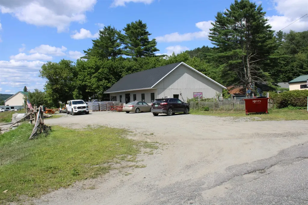 37 Pleasant Street Lyndon VT 05851