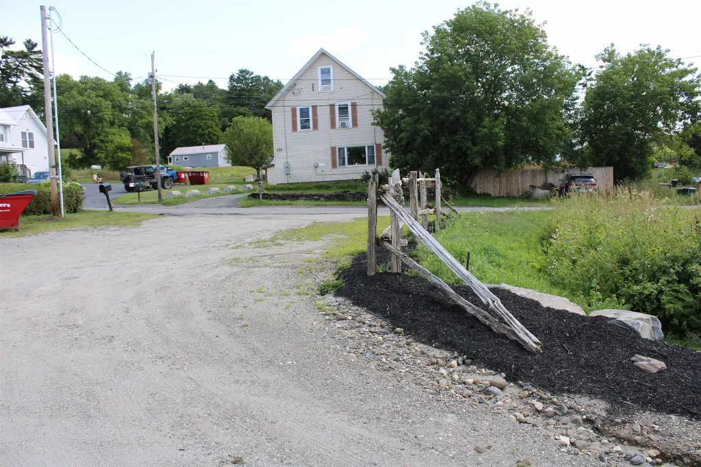 37 Pleasant Street Lyndon VT 05851