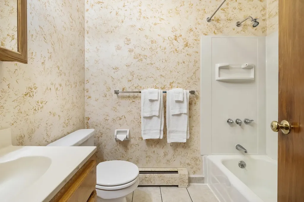 344 Vt Route 100 Dover VT 05356