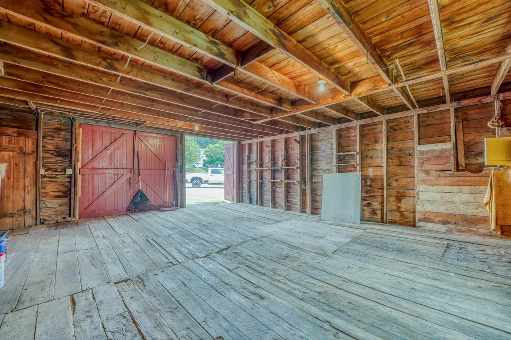 134 Cottage Street Littleton NH 03561