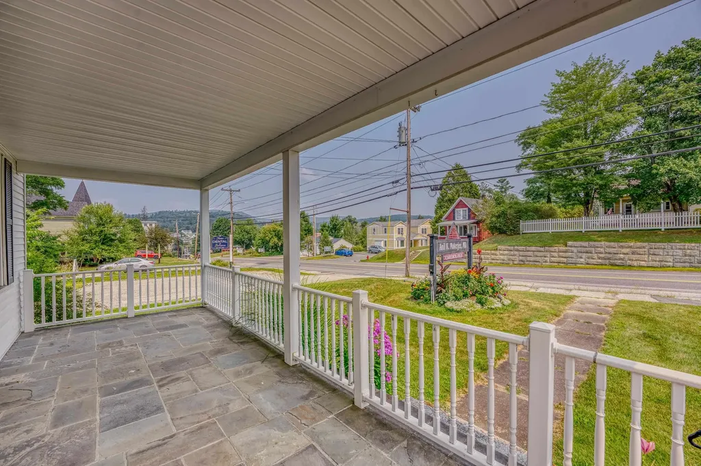 134 Cottage Street Littleton NH 03561