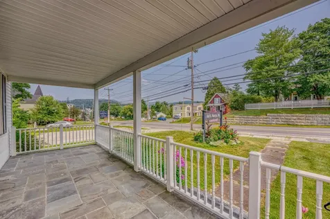 134 Cottage Street Littleton NH 03561