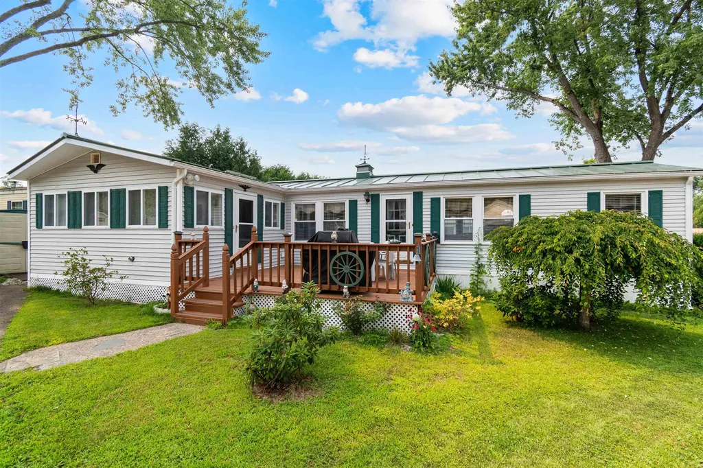 6 East Avenue Colchester VT 05446