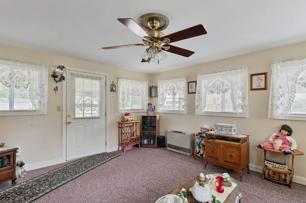 6 East Avenue Colchester VT 05446