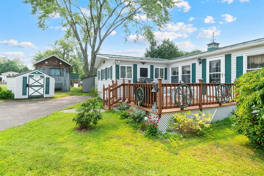 6 East Avenue Colchester VT 05446