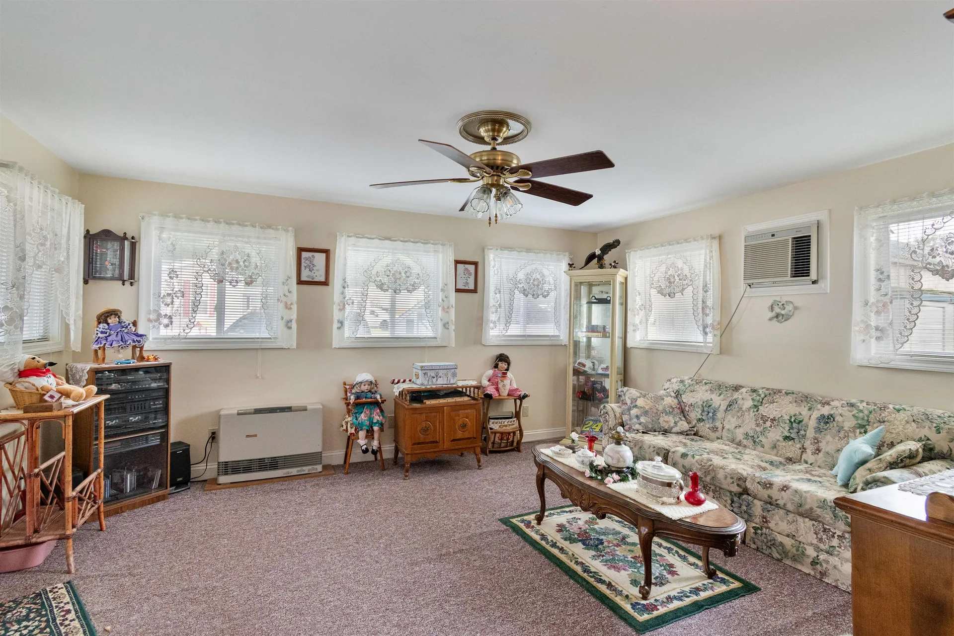 6 East Avenue Colchester VT 05446