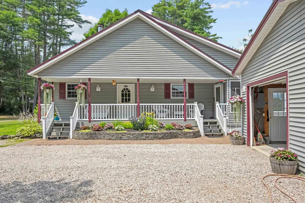 32 Lee Lane Conway NH 03860