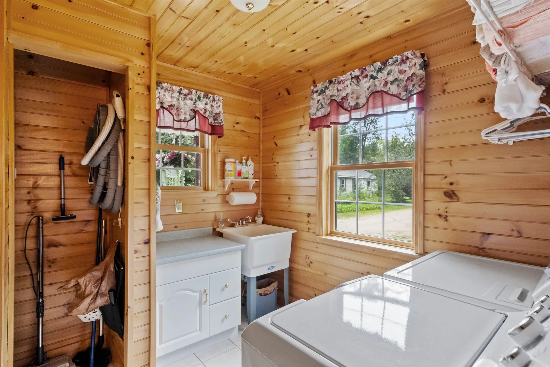 32 Lee Lane Conway NH 03860