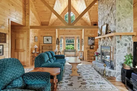 32 Lee Lane Conway NH 03860