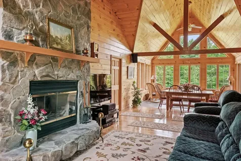 32 Lee Lane Conway NH 03860