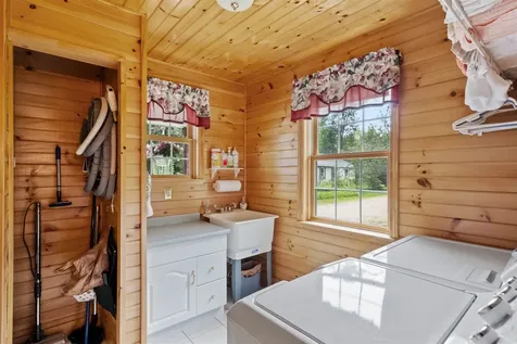 32 Lee Lane Conway NH 03860