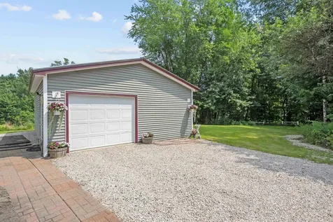 32 Lee Lane Conway NH 03860