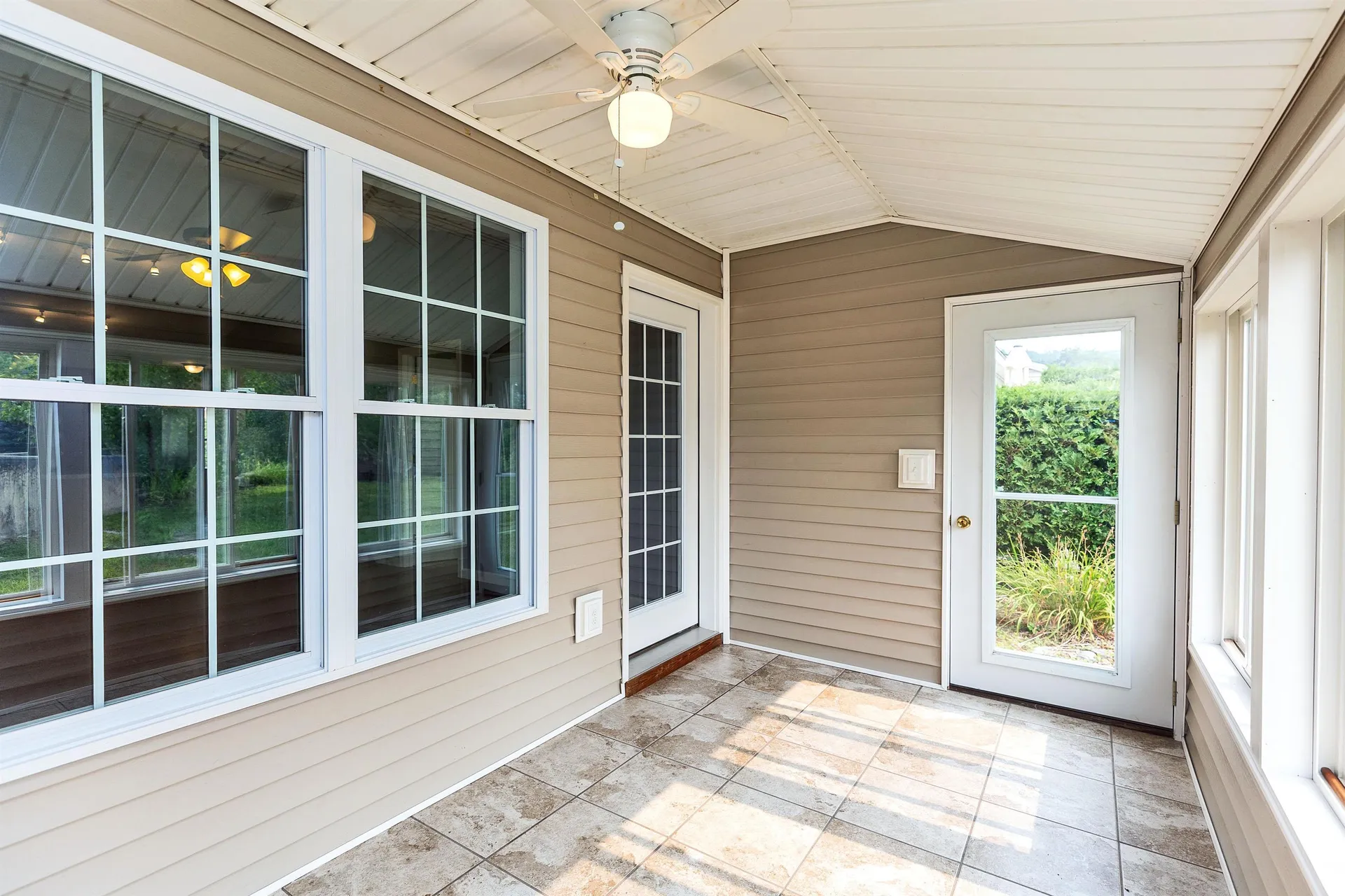 28 Owens Drive Swanzey NH 03446