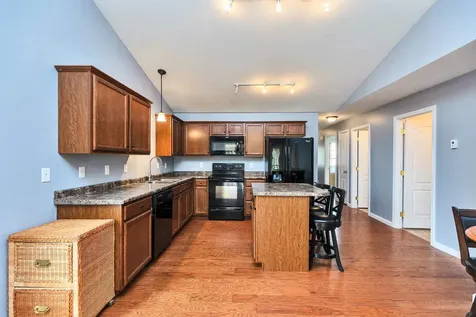 28 Owens Drive Swanzey NH 03446