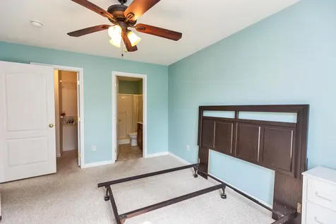 28 Owens Drive Swanzey NH 03446