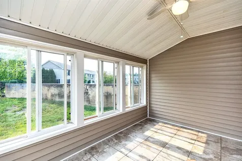 28 Owens Drive Swanzey NH 03446