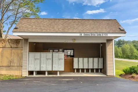 28 Owens Drive Swanzey NH 03446