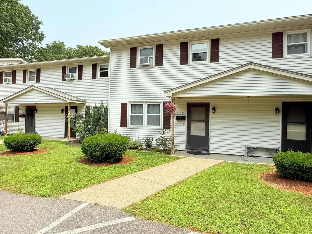 86 Pinecrest Drive Essex VT 05452