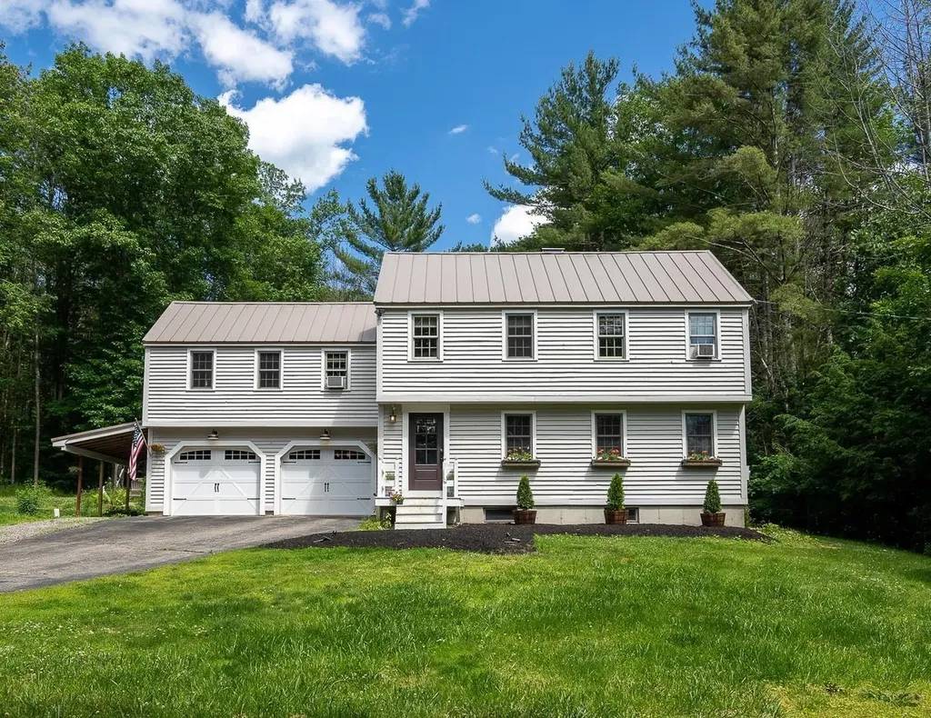 700 Belknap Mountain Road Gilford NH 03249