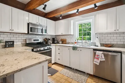 700 Belknap Mountain Road Gilford NH 03249