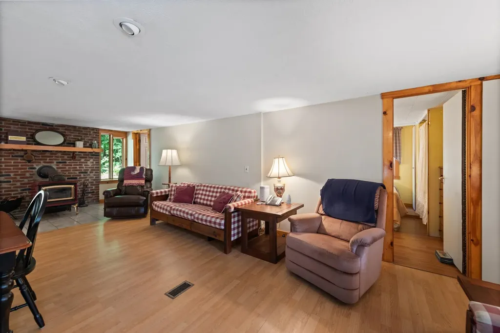 9 Sevin Kids Lane Groton NH 03241