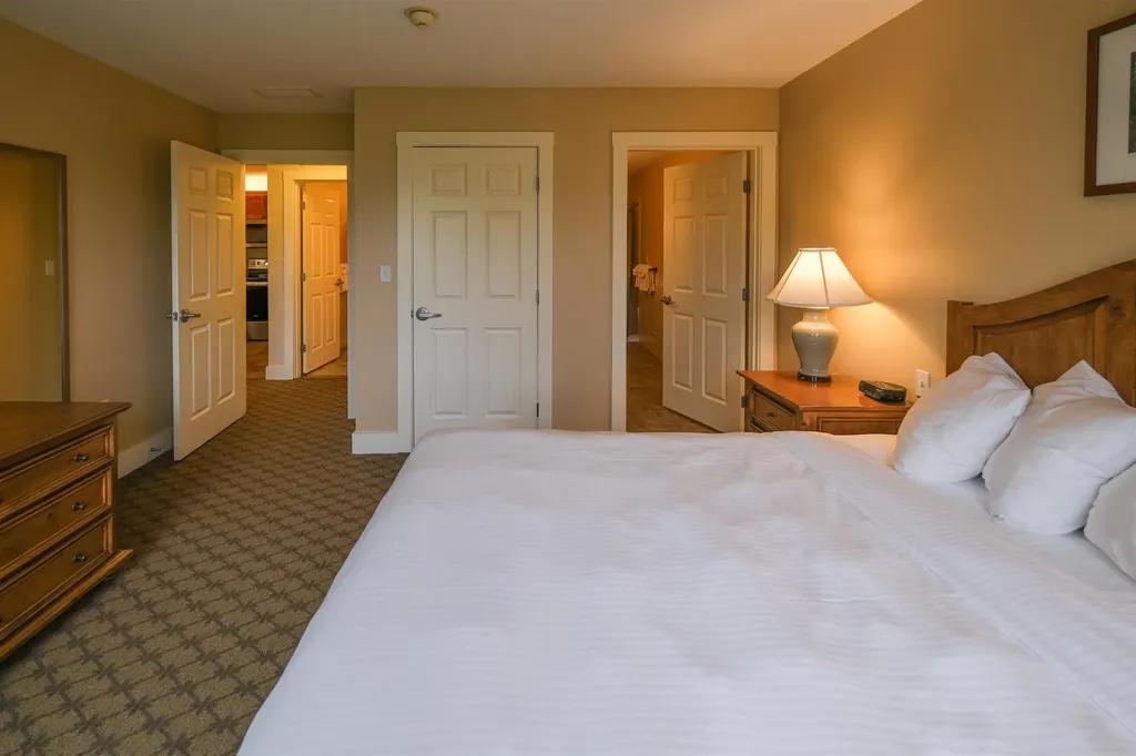 606/608 Qii Jackson Gore Adams House Ludlow VT 05149