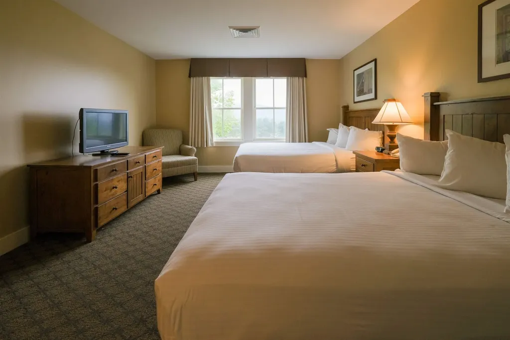 606/608 Qii Jackson Gore Adams House Ludlow VT 05149