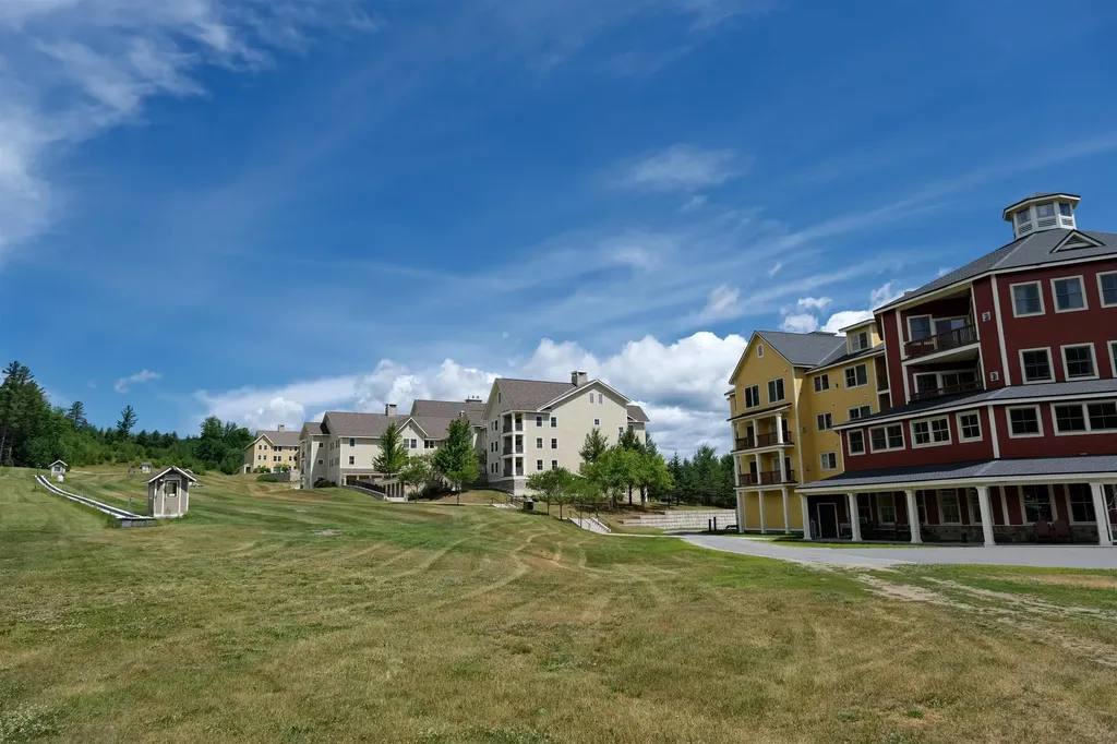 606/608 Qii Jackson Gore Adams House Ludlow VT 05149