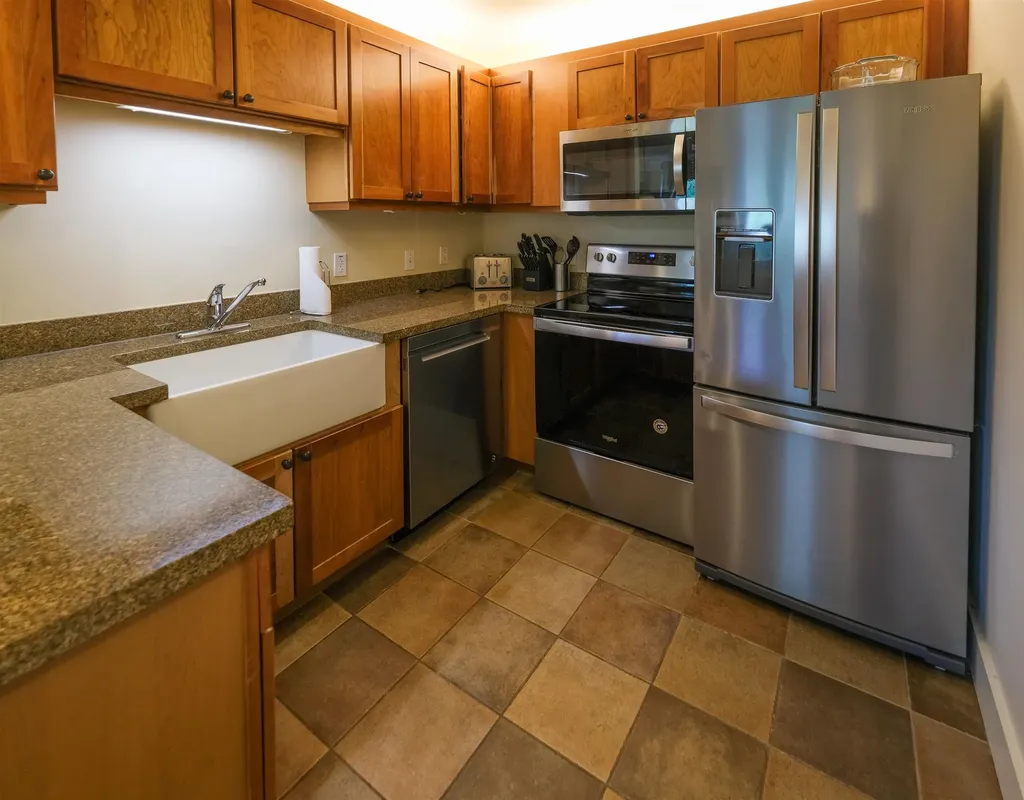 606/608 Qii Jackson Gore Adams House Ludlow VT 05149