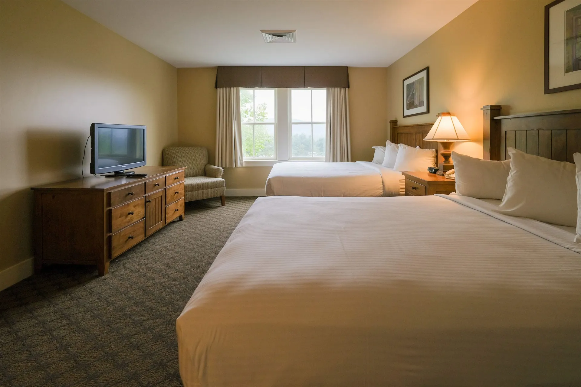 606/608 Qii Jackson Gore Adams House Ludlow VT 05149