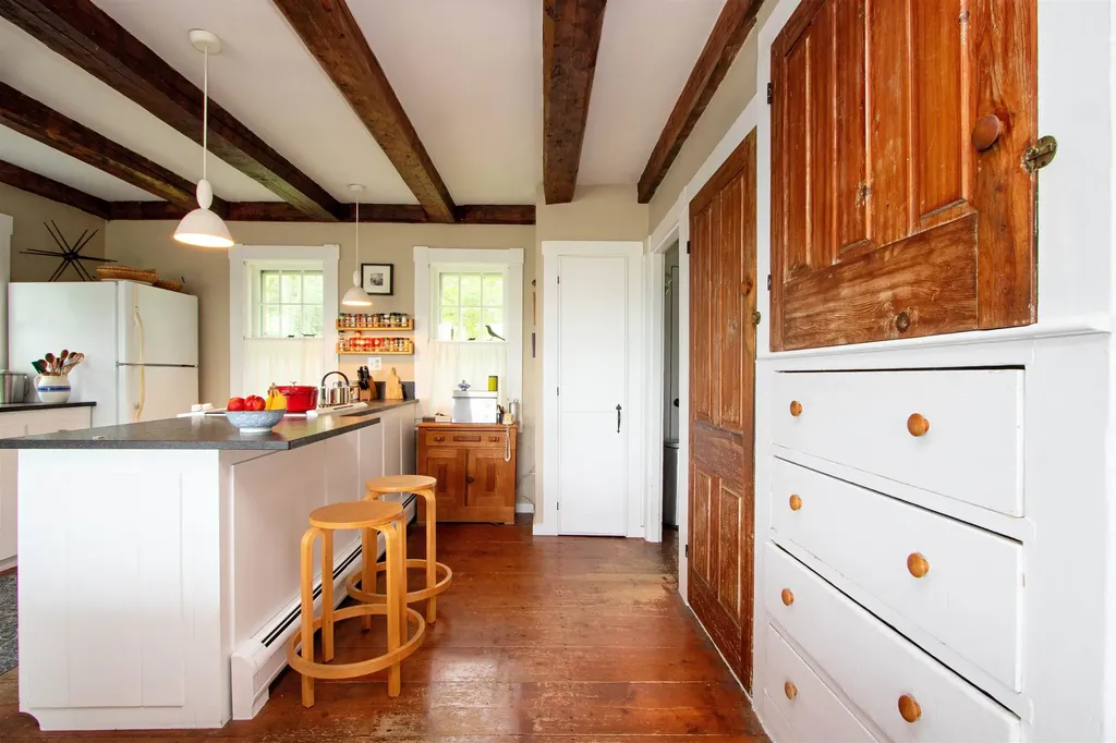 5244 Bayley Hazen Road Peacham VT 05862