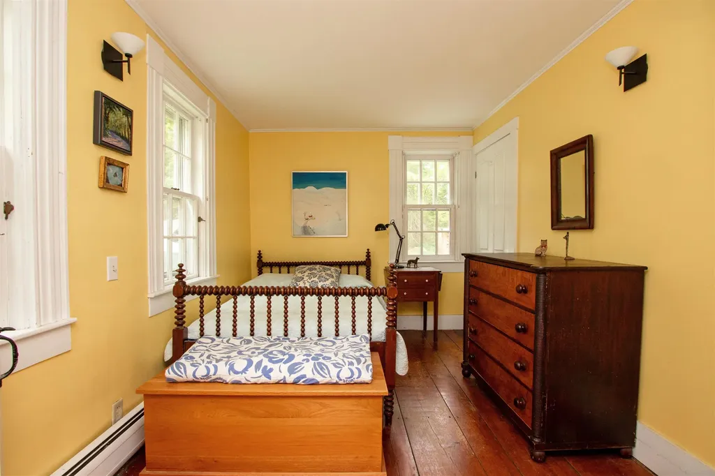 5244 Bayley Hazen Road Peacham VT 05862