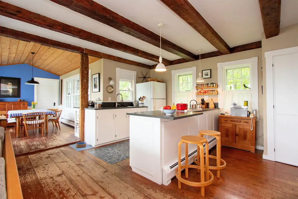 5244 Bayley Hazen Road Peacham VT 05862