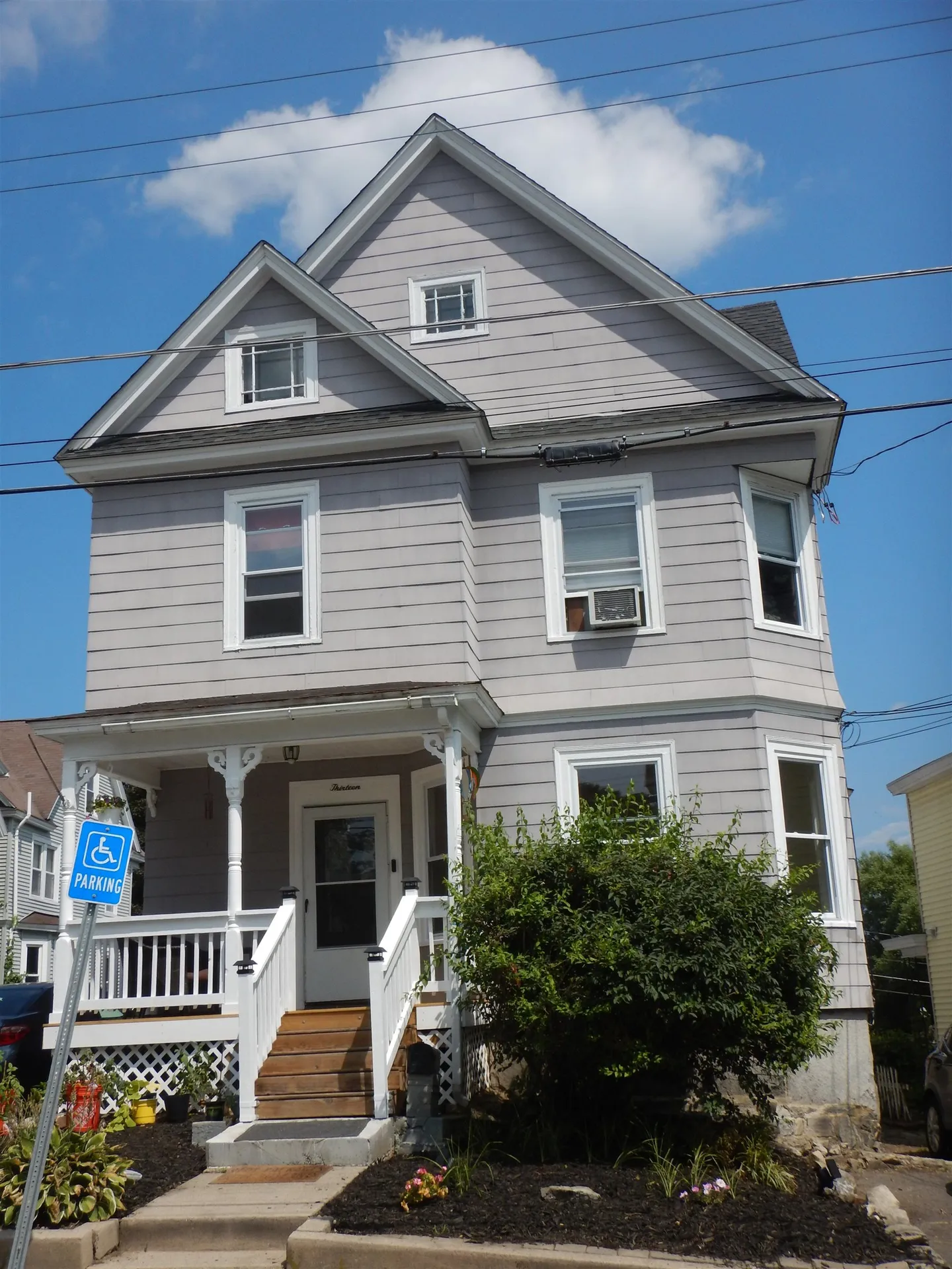 13 Norton Street Nashua NH 03064
