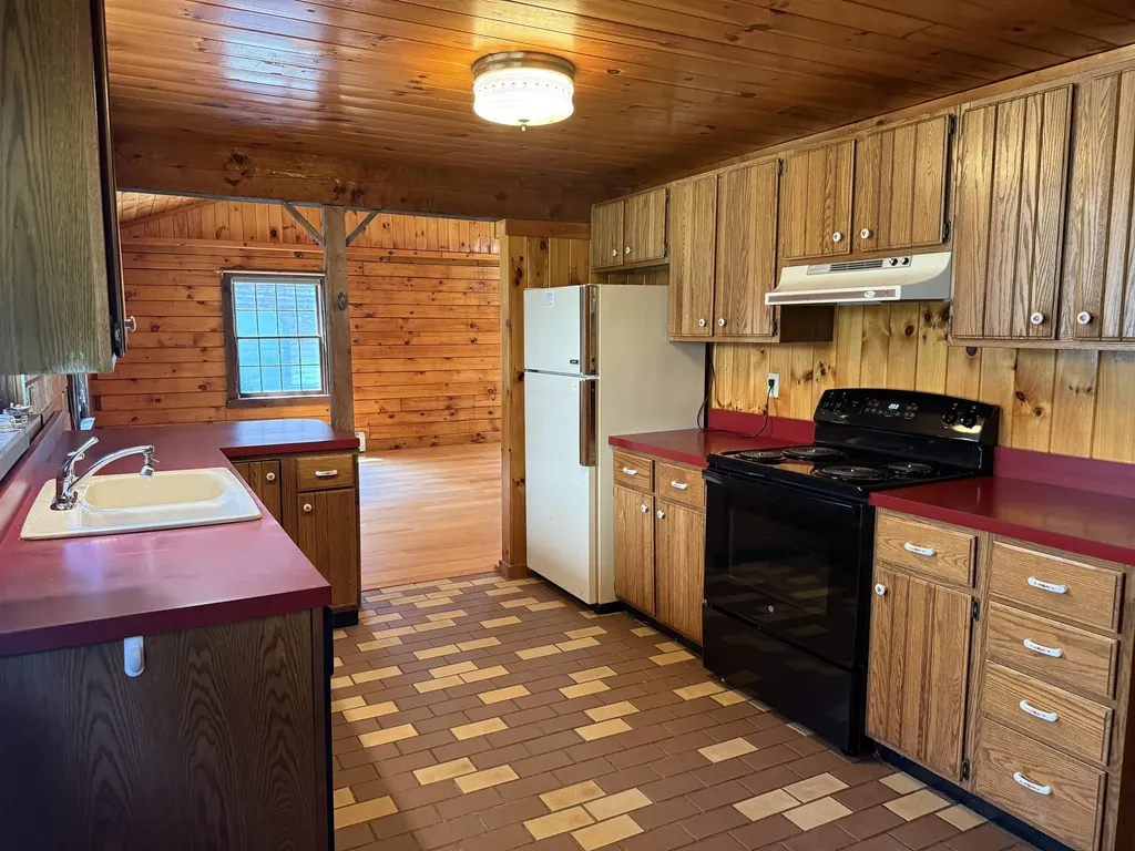871 Streeter Hill Road Whitingham VT 05342