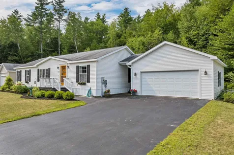 505 Blaine Court Belmont NH 03220