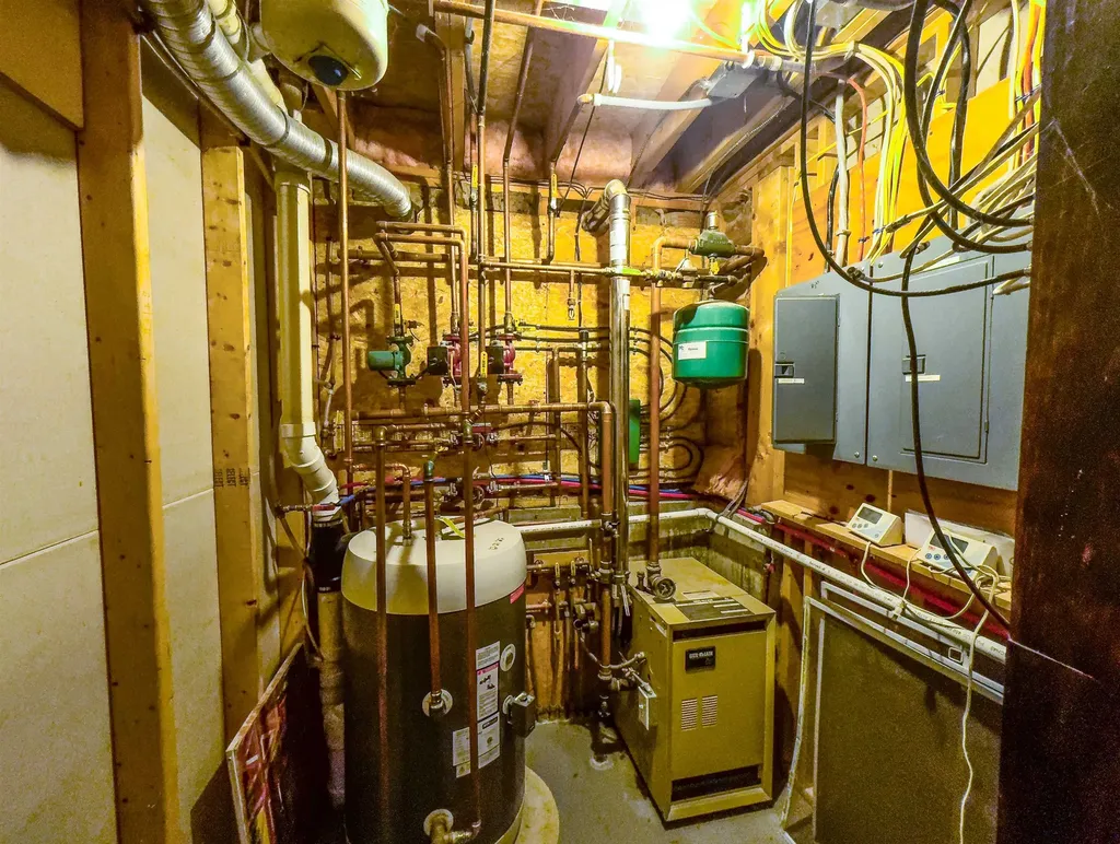 264 Chestnut Street Claremont NH 03743