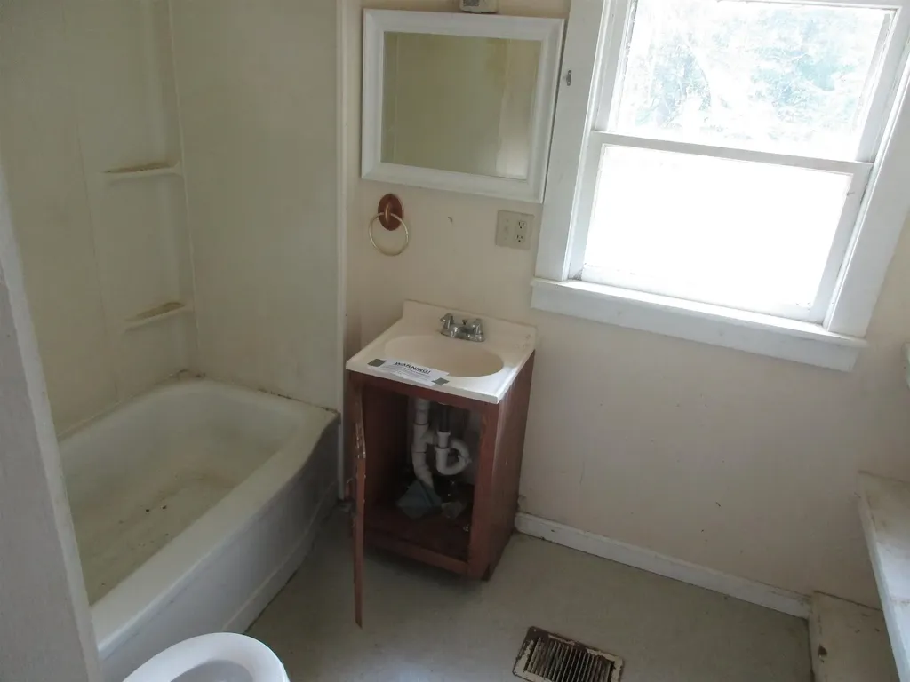 900 East Main Street Poultney VT 05764