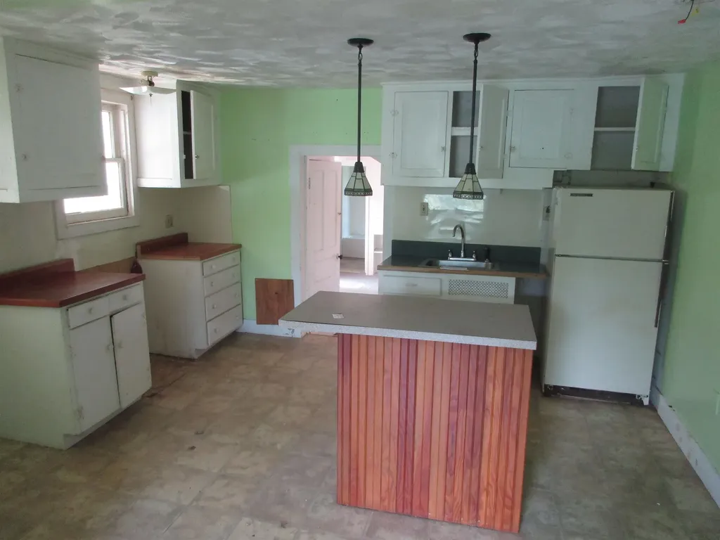 900 East Main Street Poultney VT 05764