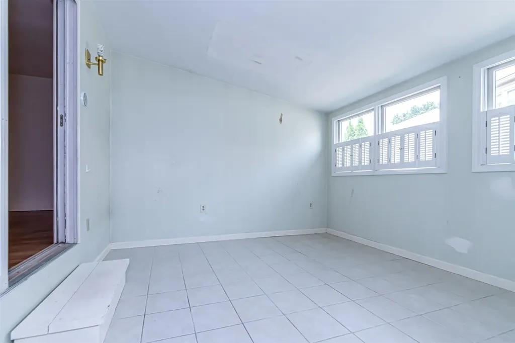 38 Stonehouse Lane Keene NH 03431